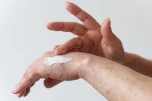 Anti Dark Spot Hand Treatment